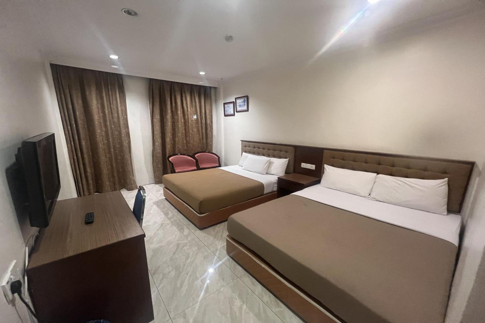 Iris House Hotel 伯恩仓 外观 照片